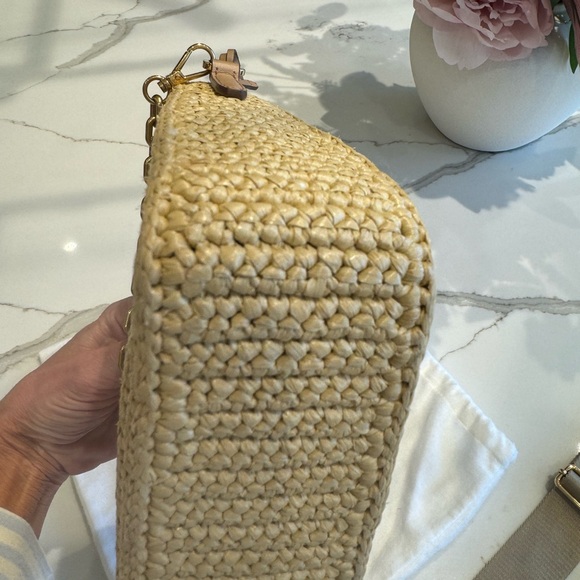 Prada Raffia Re-edition Gold Crossbody Bag - Picture 4 of 16